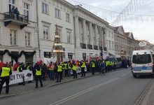 Photo of [PILNE] Warszawa: Protestujący rolnicy idą do prezydenta!