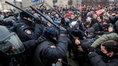 Photo of Masowe protesty w Rosji. Zatrzymano już ponad 3 tysiące osób!