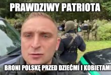 Photo of Nacjonaliści z Robertem Bąkiewiczem “bronili” granicy przed uchodźcami