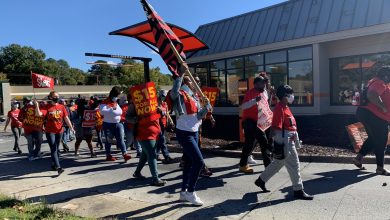 Photo of Pracownicy McDonald’s ponownie strajkują w związku z molestowaniem