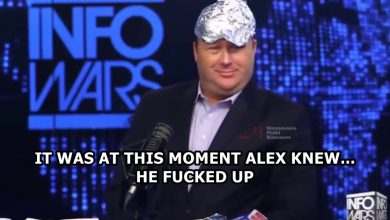 Photo of Alex Jones zapłaci za swoje kłamstwa prawie miliard dolarów!