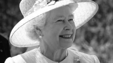 Photo of Królowa Elżbieta II nie żyje. Co dalej z brytyjską monarchią?